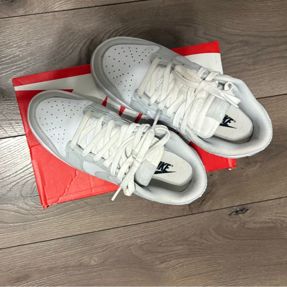 Nike Dunk Low White and Gray Size 5 - Picture 4 of 6